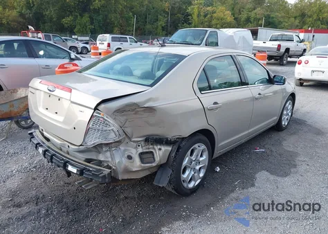 2010 Ford Fusion Se из США, поврежденный, VIN 3FAHP0HA8AR417482